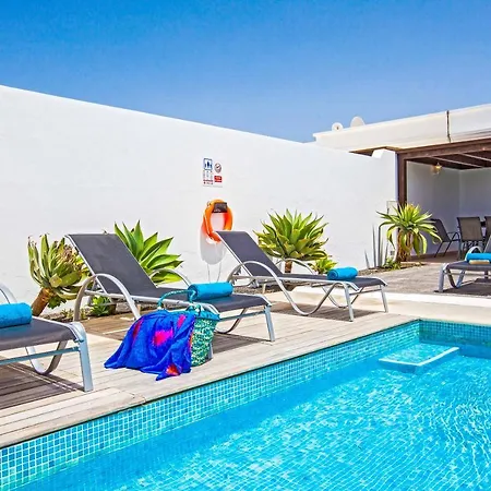 Villa Tenike *